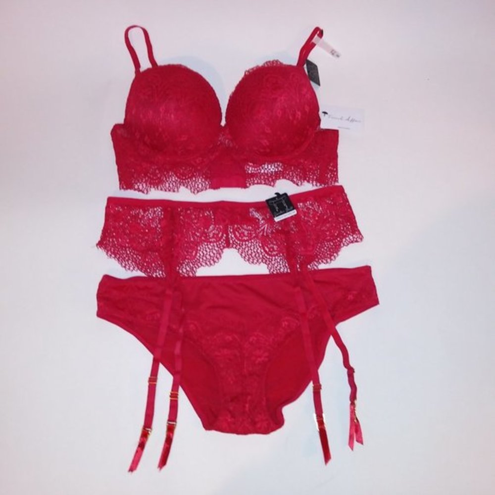 French Affair‎ Bra Set